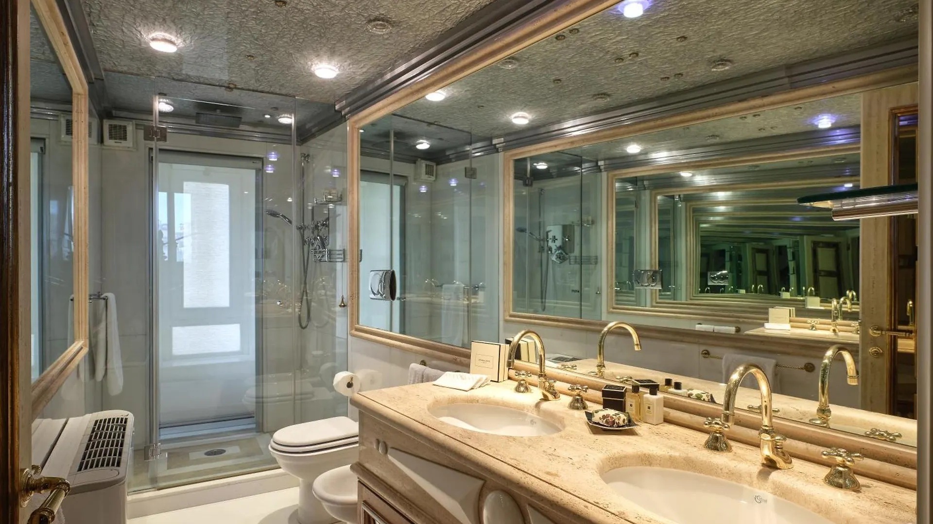 The Capitoline Penthouse Apartment Rome 0*,  Italy